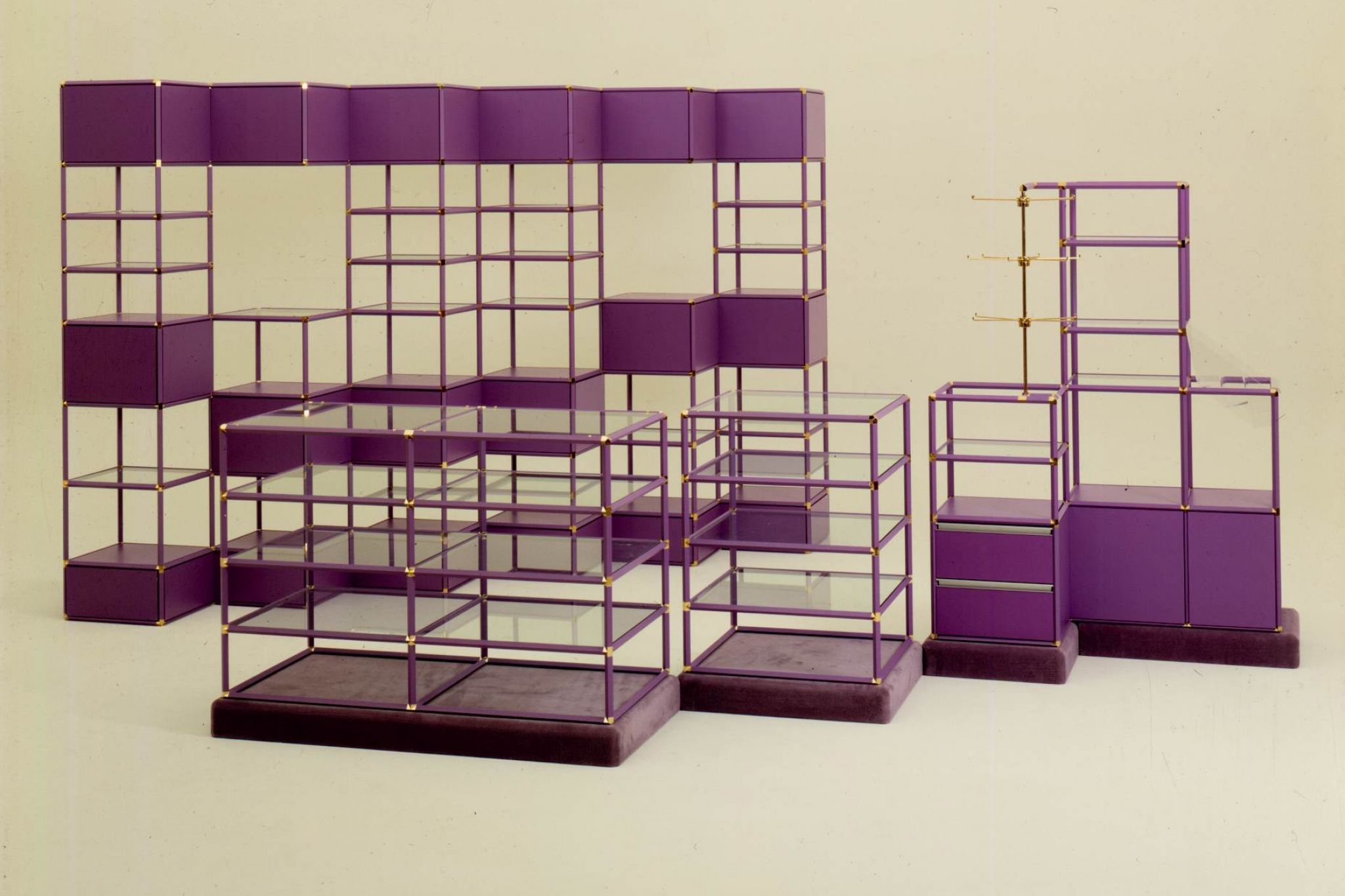 Sistema modular de estanter&iacute;as de 1971 de Vitrashop.